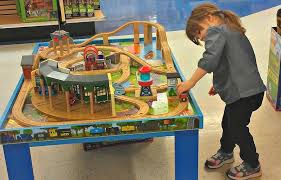 What kind of wood does thomas and friends use? Thomas The Train Table Wild Country Fine Arts