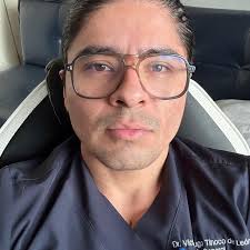 Dr. Víctor Hugo Tinoco de León Cirujano general, Endoscopista, Benito  Juárez