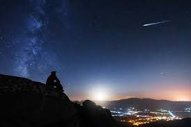 Mưa sao băng bảo bình có tần suất khá dày, thời điểm cực đại có thể đạt 60 vệt/giờ. Sao BÄƒng La Gi Cach Æ°á»›c Khi Co Sao BÄƒng Tren Báº§u Trá»i