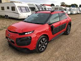 Whether you're craving style enhancements or luxury car mats, or need additional transport and storage solutions or a protection pack for your boot, we have the perfect accessories, all made especially for your citroën c4 cactus. 2015 Citroen C4 Cactus Red Salvage Damaged Repair Project Mitsubishi Citroen C4 Mazda Cx 8