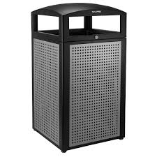 Outdoor trash cans can get downright disgusting, and cleaning them isn't the most fun activity. Alpine Industries 40 Gal All Weather Outdoor Commercial Trash Can With Lid 471 40 Sil The Home Depot