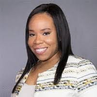 Sharon Spratt's Instagram, Twitter & Facebook