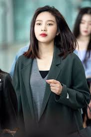 Maybe you would like to learn more about one of these? Dedicated To Female Kpop Idols Womens Haircuts Korean Short Hair Medium Hair Styles