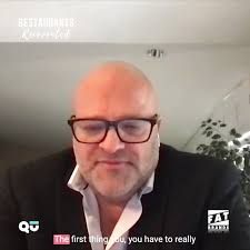 @qu_pos's video Tweet