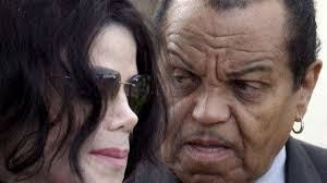 Viimeisimmät twiitit käyttäjältä michael jackson (@michaeljackson). Mutter Erhalt Vorlaufiges Sorgerecht Panorama