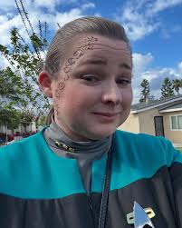 Katie Scarlett Hendrickson (@scarlett_stars) • Instagram photos and videos