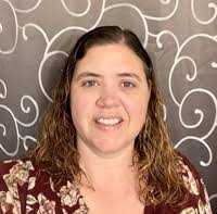 Mari Bender's Instagram, Twitter & Facebook