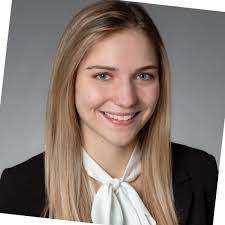 Danielle Schott's Instagram, Twitter & Facebook