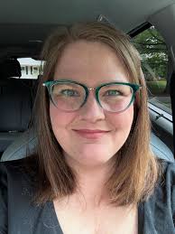 Zoe was snowboarder Chloe Kim for the 5th grade wax museum 🏂