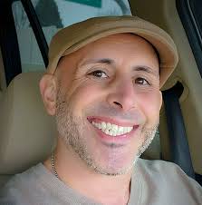 My husband Roger and I have separated forever. Watch the full video in the  comments 👇🏻💔