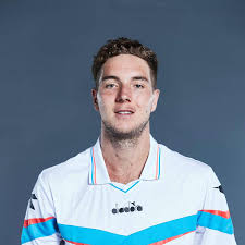 Professional tennis player borussia dortmund fan. Jan Lennard Struff Hamburg European Open 2021