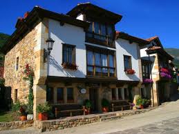 Alquileres vacacionales y casas rurales en cantabria a partir de 26 € la noche. Casa Lamadrid Casa Rural En Cahecho Cantabria Clubrural