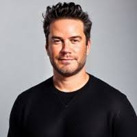 Vincent Ludwig's Instagram, Twitter & Facebook