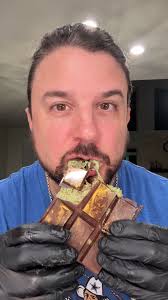 Dubai chocolate bar #satisfying #recipe #chocolate