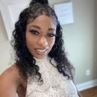 Trina Santos's Instagram, Twitter & Facebook