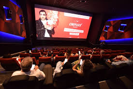 And the fantabulous emancipation of one harley quinn,la cineplexx satu mare. Cineplexx