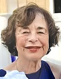 Linda Moffett's Instagram, Twitter & Facebook