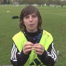 Mason mount football player profile displays all matches and competitions with statistics for all the matches he played in. Footage Shows Mason Mount Scoring Ronaldo Free Kick In Chelsea Academy Years Before Wolves Stunner Daily Mail Online