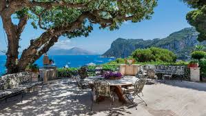 The small italian island of capri is 5 km from the mainland in the bay of naples, a celebrated beauty spot and coastal resort since the days of the roman republic until now. Capri S Property Market Supply Outstrips Demand Financial Times