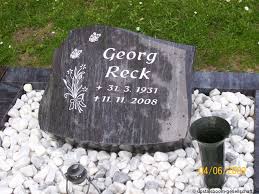 Grab von Georg Reck (31.03.1931-11.11.2008), Friedhof Bedekaspel