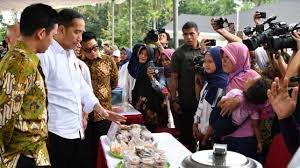 Film istri selingkuh dengan teman kantor. Presiden Ingatkan Nasabah Mekaar Menjaga Kepercayaan Dengan Disiplin Membayar Angsuran Suara Surabaya