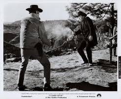 5 card stud is a 1968 american western mystery film directed by henry hathaway and starring dean martin and robert mitchum. 5 Card Stud 1968 Robert Mitchum John Wayne Message Board Jwmb