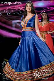 pin by boudaoudamlna on robe traditionnelle algerienne stylish dresses fashion formal dresses long