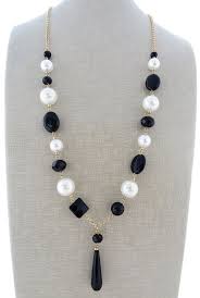 Long Pearl Necklace Black Onyx Necklace Beaded By Sofiasbijoux Beaded Necklace Onyx Necklace Long Pearl Necklaces
