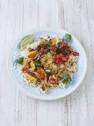 Super Simple Chicken Curry Traybake Chicken Recipes Jamie Oliver Recipe Chicken Recipes Recipes Curry Chicken