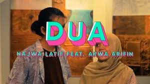 Kamu terlalu sempurna, di hatiku, dan kamu, kamu memberi ku bahagia, di hariku o. Lirik Lagu Dua Najwa Latif Feat Akwa Arifin