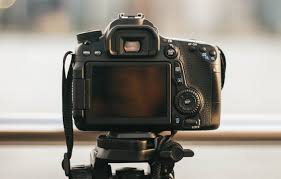 The viewfinder is the device you look through when taking a picture. What Is The Camera Viewfinder And How Does It Work