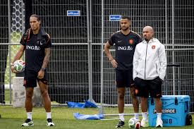 Van Dijk apoia Gakpo após notícia triste: «O futebol é secundário»