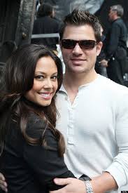 The couple is blessed with 3 children, a daughter, and two sons namely brooklyn elisabeth lachey, camden john lachey, and phoenix robert lachey respectively. Nick Lachey Nick And Vanessa Nick Lachey And Vanessa