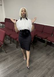 President Deborah Williams Grants Floptropican Citizenship