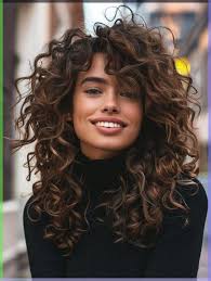 Trendy Haircuts for Curly Hair: Enhance Your Natural Curls
