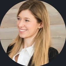 Diana Rossi's Instagram, Twitter & Facebook