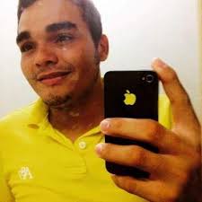 Byron Estrada (@byronestaradac)