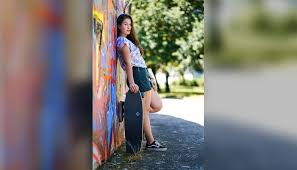 Free online image editor create your own animated gifs resize crop avatars and images. Editing Photos For Instagram Add Borders And Avoid Cropping Learn Photography By Zoner Photo Studio