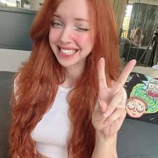 Dani Bryan in people