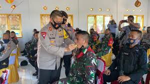 Mira zahrani 127.229 views4 years ago. Berkunjung Ke Sbb Kapolda Maluku Gelar Tatap Muka Bersama Tni Polri Rakyatta Co