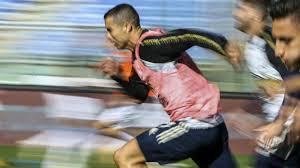 However, once his reaction time of 0.148 s is subtracted, his time is 9.44 s, making his average speed 38.18 km/h (23.72 mph). Usain Bolt Cristiano Ronaldo Is Definitely Faster Than Me As Com