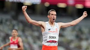 Patryk dobek (born 13 february 1994) is a polish athlete specialising in the 400 metres, 800 metres and 400 metres hurdles.he won the bronze medal at the 2020 summer olympics in the 800 metres event. Cxwc3ih8smiwtm
