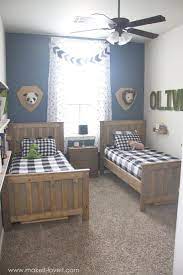 And it feels so good! Ideen Fur Ein Shared Boys Schlafzimmer Yay Alles Erledigt Schlafzimmer Sesigns Small Kids Room Boys Room Decor Kids Room Design