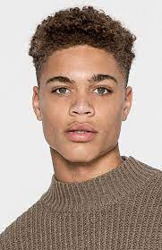 Men S Hairstyles Short Afro Photo Pull Bear Menshairstyles Menshair Afrohair Afro Men Mens Hairstyles Cool Hairstyles For Girls