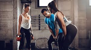 A domicile, en entreprise ou en salle de sport, le coach sportif le coach sportif fait faire différents exercices physiques (abdos, fessiers, gym, altères.). Comment Devenir Coach Sportif En Belgique