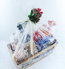 Diy Gift Basket Under 20 Pixels Pop In 2020 Rustic Christmas Gifts Wrapping Rustic Christmas Gifts Diy Gift
