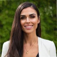 Laurel Cobb's Instagram, Twitter & Facebook