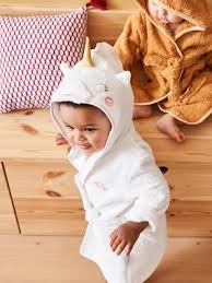 He was about to stop dancing when i started to make this clip :) he seemed very excited to put on the baby's bath coat. Baby Bath Towels Bathrobes Child S Bath Cape And Bathrobe Vertbaudet