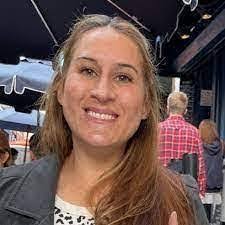 Amanda Michalowski's Instagram, Twitter & Facebook