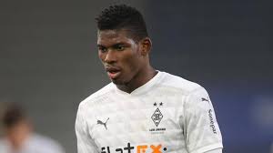 €16.00m* feb 14, 1997 in yaoundé, cameroon. Embolo Illegal Party The Police Break In And He Escapes From The Rooftops Ruetir